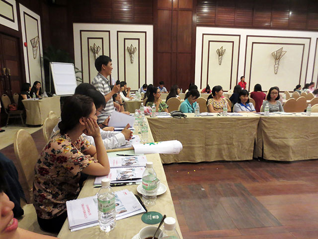 Cooperate Transversally - Sanofi (05.03.2015)